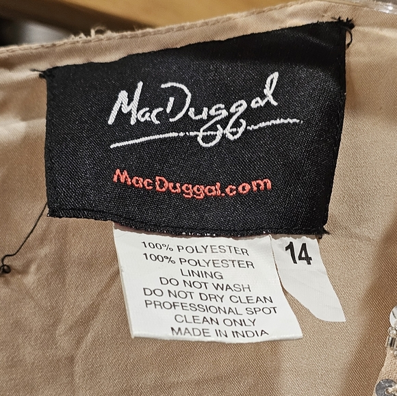 Mac Duggal #10740 Sequin Embellished Flounce Hem Surplice Size 14 MSRP $498 - Picture 9 of 12